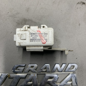 Блок управления иммобилайзером Suzuki Grand Vitara (JB) (2006-2013) 3719064J10