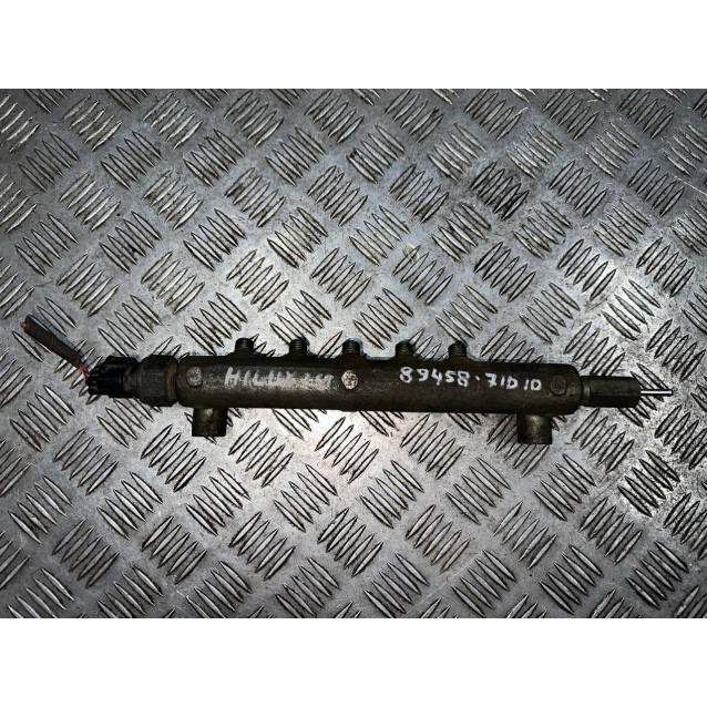 Рампа топливная с датчиком Toyota Hilux (2005-2023) 2381030100 8945871010