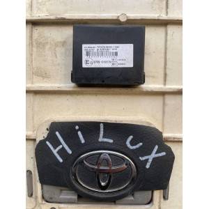 Блок управления имобелайзером Toyota Hilux (2005-2023) 8978071020