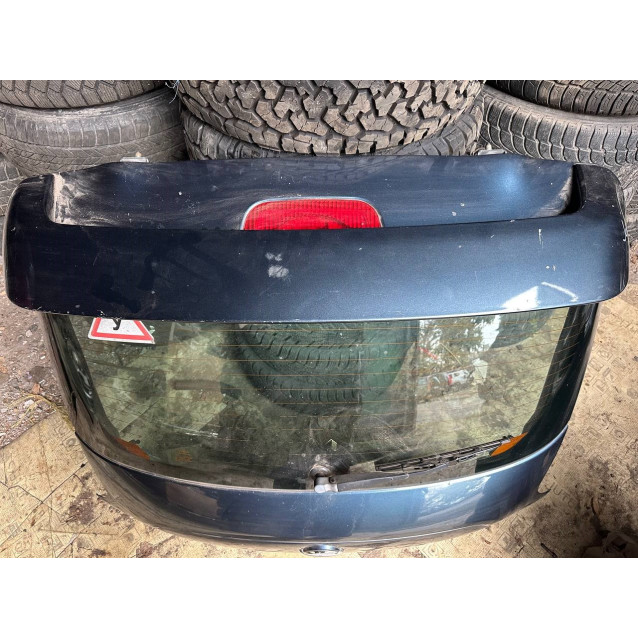 Крышка багажника со стеклом Nissan Juke (YF15) (10-17) K0100BV8BA