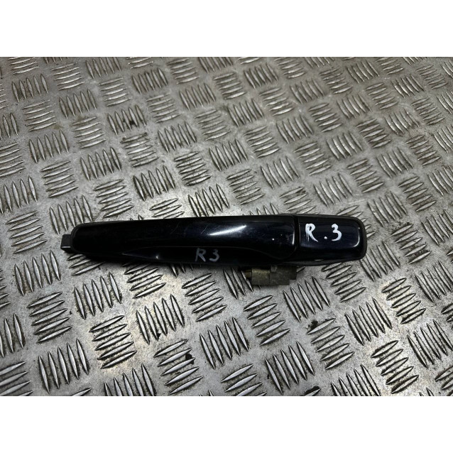 Ручка двери наружная правая задняя MITSUBISHI LANCER 9 (2003-2009) MR526110