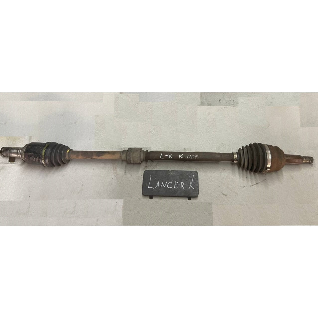 Полуось Привод передний правый Mitsubishi Lancer X 2.0 1,8 (2007-2013) МКПП 3815A190 