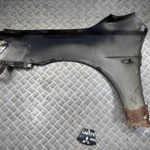 Крыло переднее правое Mitsubishi Lancer X (07-13) 5220C528 *есть дефект