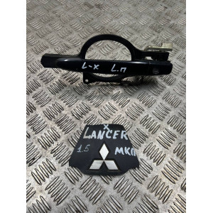Ручка двери передняя левая Mitsubishi Lancer X (2007-2017) 5716A013XA