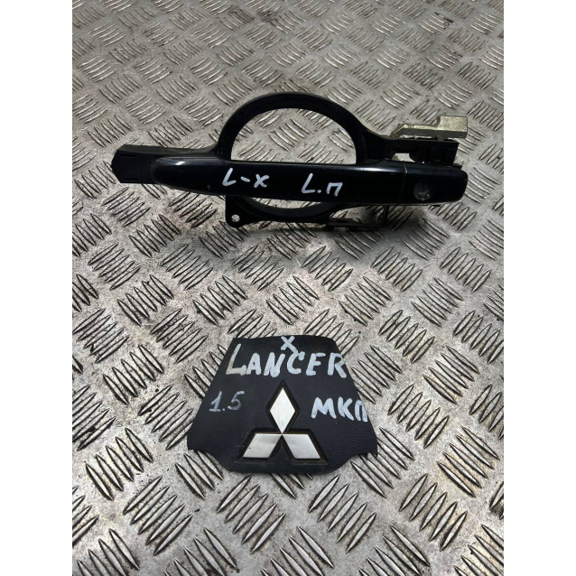 Ручка двери передняя левая Mitsubishi Lancer X (2007-2017) 5716A013XA