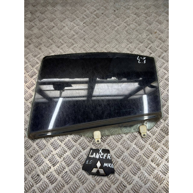 Стекло двери заднее левое Mitsubishi Lancer X (2007-2013) 5736A317 5736A025