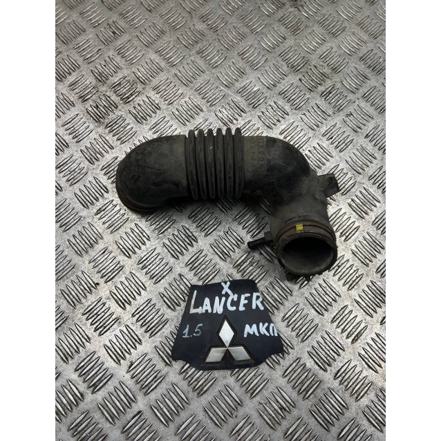 Патрубок повітряного фільтра Mitsubishi Lancer X (2007-2013) 1505A188