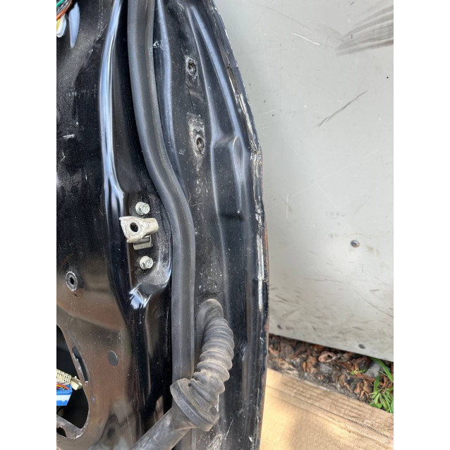Дверь передняя левая Mitsubishi Lancer X (07-13) 5700A557 *нюанс на фото