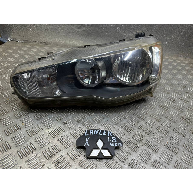 Фара левая Mitsubishi Lancer X (07-13) 8301B259 *царапины