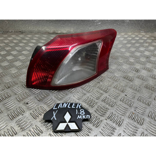 Фонарь правый внутренний Mitsubishi Lancer X (07-13) 8336A036 *хэтчбек