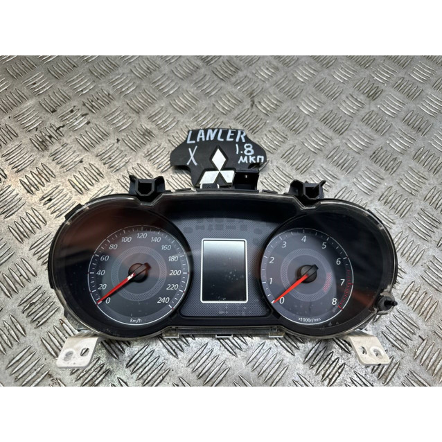 Щиток приборов Mitsubishi Lancer X (2007-2013) 1,5 мкпп 8100B127