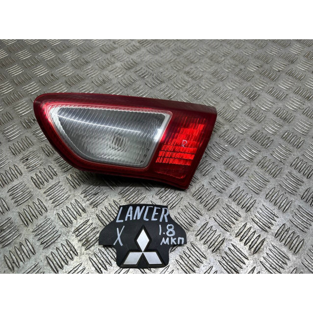 Фонарь правый внутренний Mitsubishi Lancer X (07-13) 8336A036 *хэтчбек
