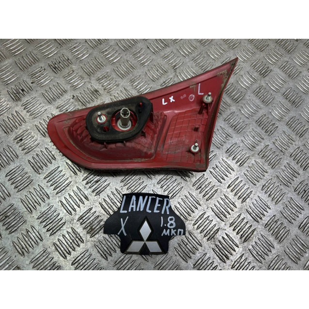 Фонарь левый внутренний Mitsubishi Lancer X (07-13) 8336A035 *хэтчбек