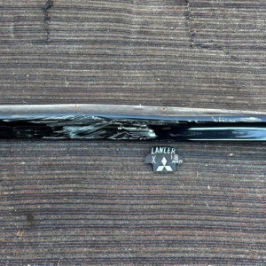 Накладка порога права Mitsubishi Lancer X (2007-2013) 6512A058XA 6512A058