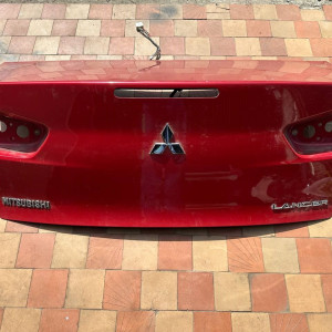 Крышка багажника Mitsubishi Lancer X (07-13) 5920A059