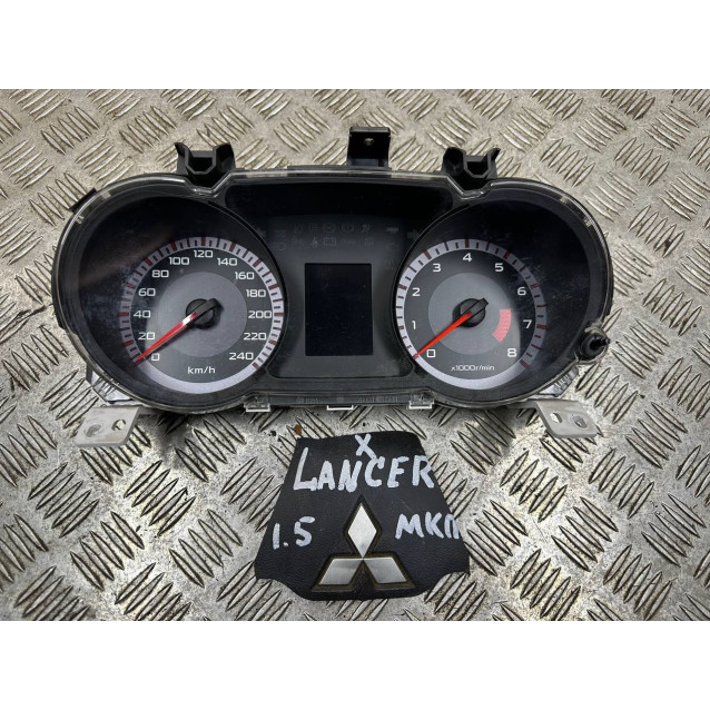 Щиток приборов Mitsubishi Lancer X 1,5 (2007-2013) 8100A117A  8100A117