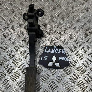 Педаль газа Mitsubishi Lancer X (2007-2013) MN101544