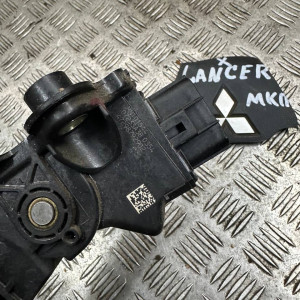 Педаль газа Mitsubishi Lancer X (2007-2013) MN101544
