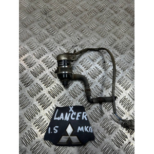 Насос моторчик  омывателя фар Mitsubishi Lancer X (07-13) 8264A081	
