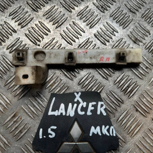 Кронштейн (направляющая) переднего бампера правый Mitsubishi Lancer X (2007-2013) 6400A404