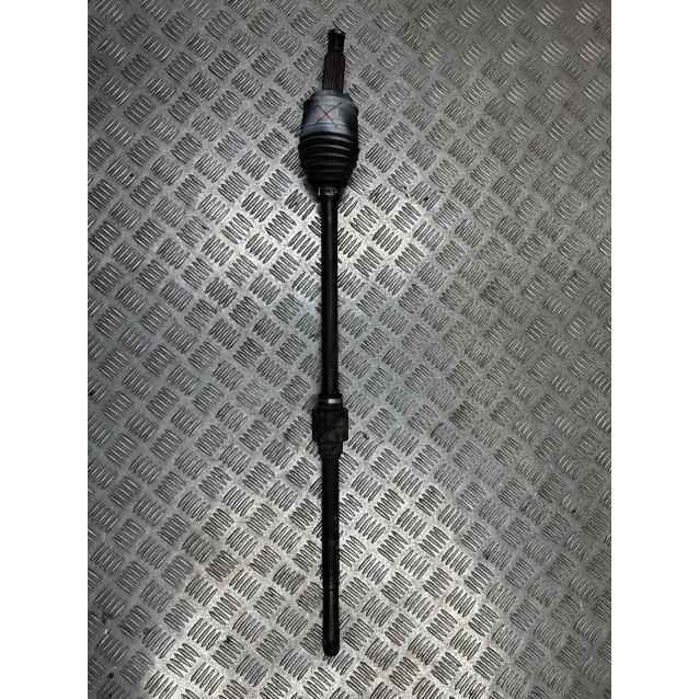 Полуось Привод передний правый Mitsubishi Lancer X (2007-2013) 1.5 АКПП 3815A168 *без шрусов