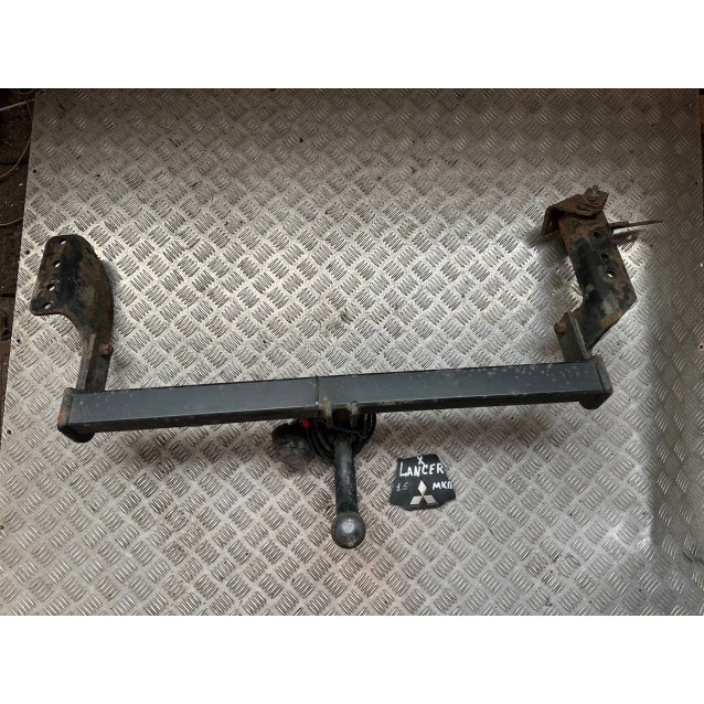 Фаркоп Mitsubishi Lancer X (2007-2013)