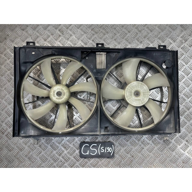 Диффузор с вентилятором радиатора Lexus GS (S190) 2005-2012 АКПП 1671131240 1636131080 1636131110