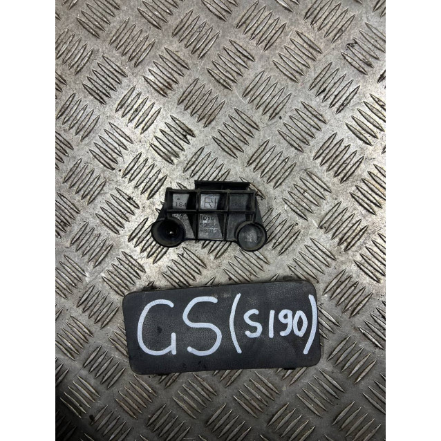 Кронштейн бампера заднего правый верх Lexus GS (S190) 2005-2012 5256230120