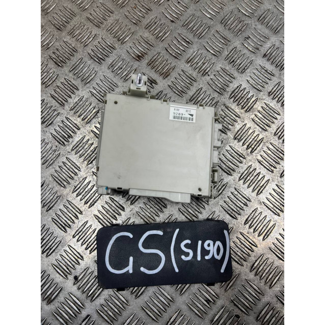 Блок предохранителей багажник Lexus GS (S190) (2005-2012) 8267030230