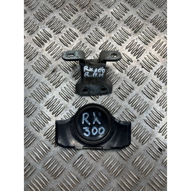 Петля двери передней правой низ Lexus RX30 (2003-2006) 6873033020