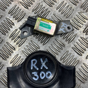 Датчик удара AIRBAG Lexus RX30 (03-06) 8983448010