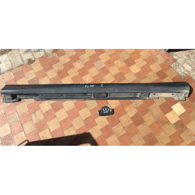 Накладка порога Lexus RX30 (2003-2006) 7585048010 / 7586048010 