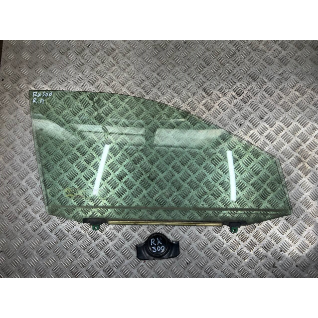 Стекло двери  переднее правое Lexus RX30 (2003-2006) 6810148070