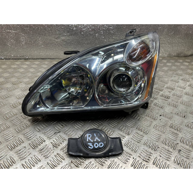 Фара левая Lexus RX30 (2003-2006) 8118548180