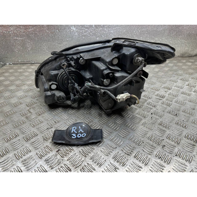 Фара правая Lexus RX30 (2003-2006) 8114548180
