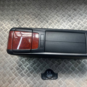 Консоль салона центральная Lexus RX30 (2003-2006) 5881048071C0