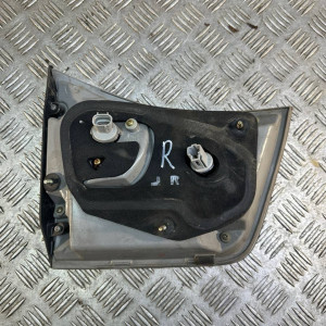 Фонарь внутренний правый Lexus RX300 (2003-2008) 8158148051