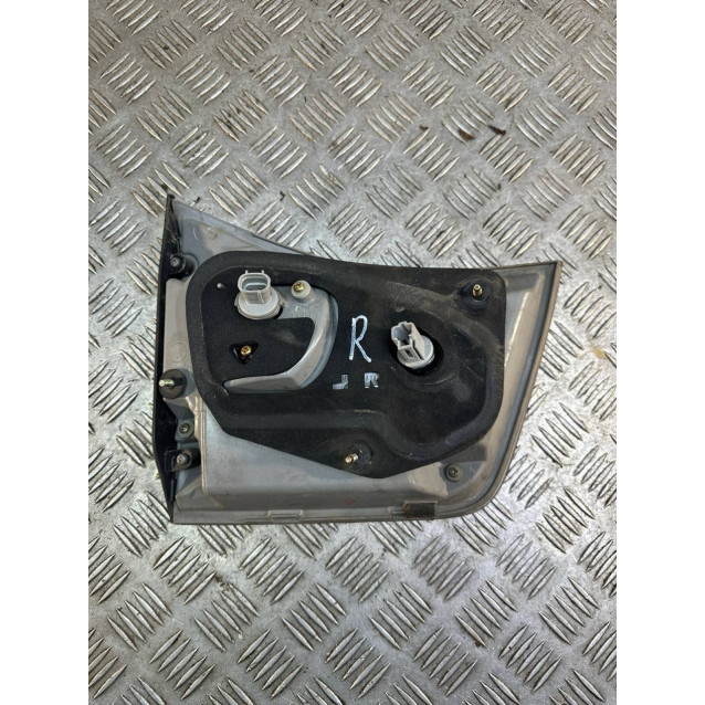 Фонарь внутренний правый Lexus RX300 (2003-2008) 8158148051