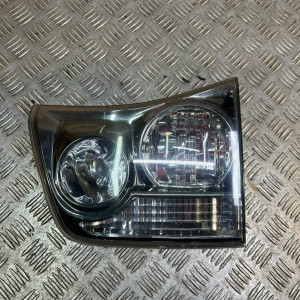 Фонарь внутренний правый Lexus RX300 (2003-2008) 8158148051