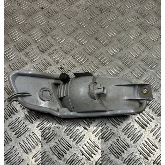 Фонарь в бампер правый Lexus RX300 (2003-2008) 8191048031 8191048030