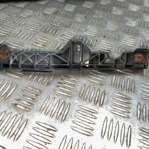 Кронштейн (направляющая) переднего бампера левый Lexus RX300 (2003-2008) 5214648010