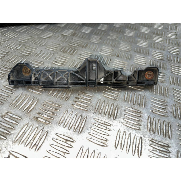 Кронштейн (направляющая) переднего бампера левый Lexus RX300 (2003-2008) 5214648010