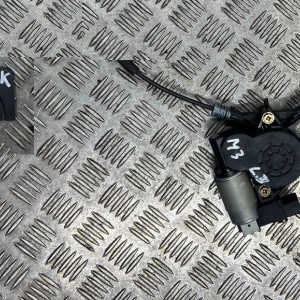 Моторчик стеклоподъемника задний левый Mazda 3 (2003-2009)