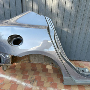 Крыло заднее правое четверть Mazda 3 (2003-2009)