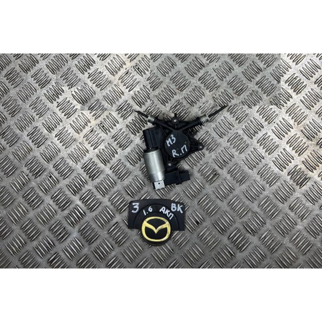 Моторчик стеклоподъемника передний правый Mazda 3 (2003-2009) G22C5858X