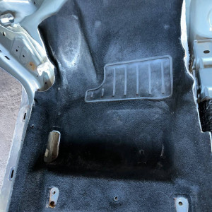 Ковер салона обшивка Mazda 3 (2003-2009) BP8J68670F02