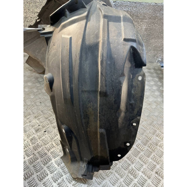 Подкрылок передний правый Mazda 3 (2003-2009) BR5S56130B