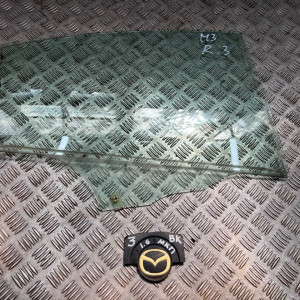Стекло двери заднее правое Mazda 3 (2003-2009) BN8V72511A BAN672511