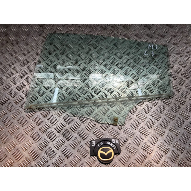 Стекло двери заднее левое Mazda 3 (2003-2009) BN8V73511A BN8V73511