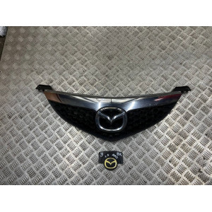 Рещітка радіатора Mazda 3 (2003-2009) BR5H50710B BR5H50710C